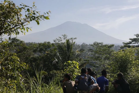 Núi lửa Agung có thể hoạt động trở lại sau hơn 50 năm ngủ yên. (Nguồn: theconversation.com)
