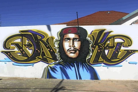 Một bức tranh tường về Người anh hùng Ernesto Che Guevara. (Nguồn: timeslive.co.za)