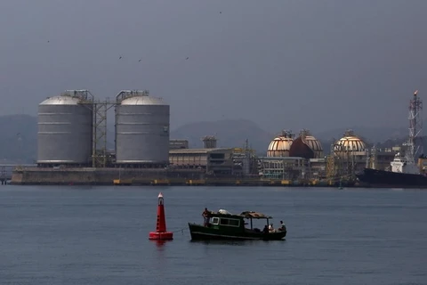 Kho chứa của Công ty dầu khí quốc doanh của Brazil Petrobras tại vịnh Guanabara ở Rio de Janeiro. (Nguồn: Reuters)