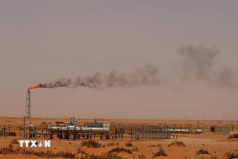 Cơ sở lọc dầu Saudi Aramco. (Nguồn: AFP/TTXVN)