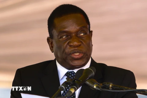 Phó Tổng thống bị phế truất đề nghị Tổng thống Mugabe từ chức