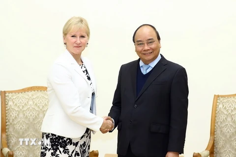 Thủ tướng Nguyễn Xuân Phúc tiếp Bộ trưởng Ngoại giao Thuỵ Điển Margot Wallstrom. (Ảnh: Thống Nhất/TTXVN)