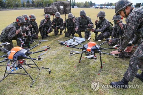 Các dronebot của Lục quân Hàn Quốc. (Nguồn: Yonhap)