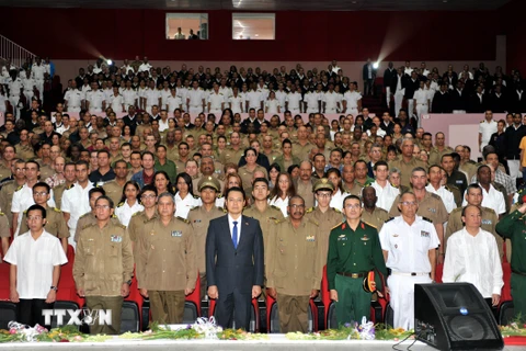 Quang cảnh buổi míttinh chính trị tại Học viện Quân sự cấp cao Cuba. (Ảnh: Vũ Hà/TTXVN)