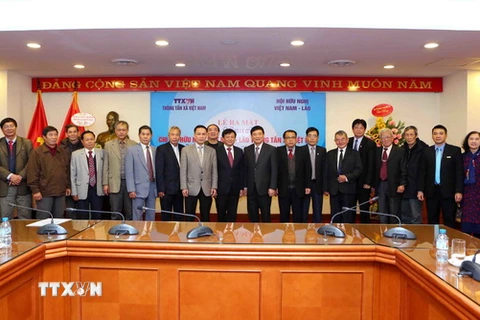 Lễ ra mắt Ban Chấp hành Chi hội hữu nghị Việt Nam-Lào TTXVN. (Ảnh: Thành Đạt/TTXVN)