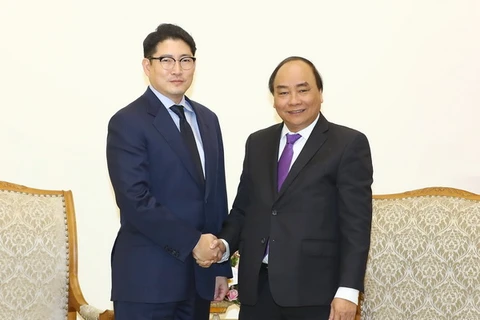 Thủ tướng Nguyễn Xuân Phúc tiếp ông Cho Hyun Joon, Chủ tịch Tập đoàn Hyosung. (Ảnh: Thống Nhất/TTXVN)