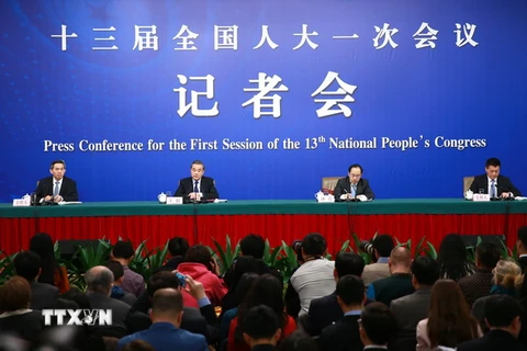 Bộ trưởng Ngoại giao Trung Quốc Vương Nghị trả lời phỏng vấn báo giới về chính sách đối ngoại của nước này. (Nguồn: THX/TTXVN)