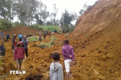 Sạt lở sau động đất tại làng Ekari, Papua New Guinea ngày 27/2. (Nguồn: AFP/TTXVN)