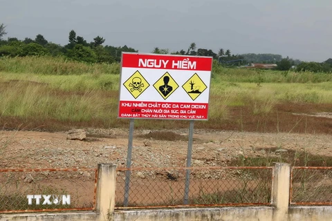 Khu vực ô nhiễm chất độc dioxin tại sân bay Biên Hòa. (Ảnh: Sỹ Tuyên/TTXVN)