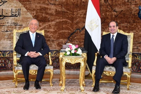 Tổng thống Ai Cập Abdel-Fattah El-Sisi (phải) hội đàm với Tổng thống Bồ Đào Nha Marcelo Rebelo de Sousa. (Nguồn: egypttoday.com)