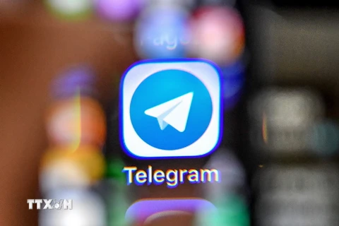 Biểu tượng của Telegram trên màn hình điện thoại thông minh. (Nguồn: AFP/TTXVN)