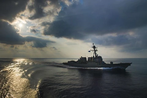 Tàu khu trục mang tên lửa hành trình USS Halsey. (Nguồn: thediplomat.com)