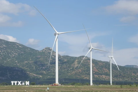 Công trình điện gió Đầm Nại (huyện Ninh Hải và huyện Thuận Bắc, Ninh Thuận). (Ảnh: Nguyễn Thành/TTXVN)