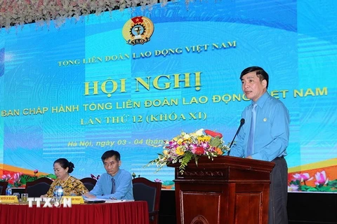 Chủ tịch Tổng Liên đoàn Lao động Việt Nam Bùi Văn Cường phát biểu khai mạc hội nghị. (Ảnh: Dương Giang/TTXVN)
