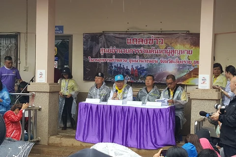 Cuộc họp báo về chiến dịch giải cứu đội bóng Lợn rừng diễn ra sáng 10/7. (Ảnh: Sơn Nam/Chiang Rai)