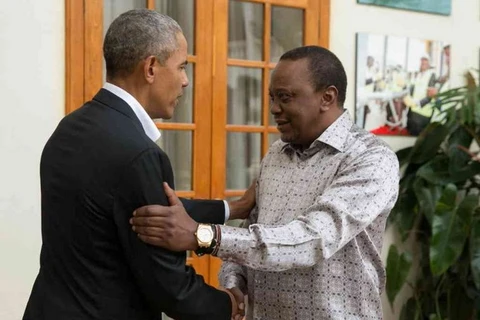 Cựu Tổng thống Mỹ Barack Obama và Tổng thống Kenya Uhuru Kenyatta. (Nguồn: the-star.co.ke)