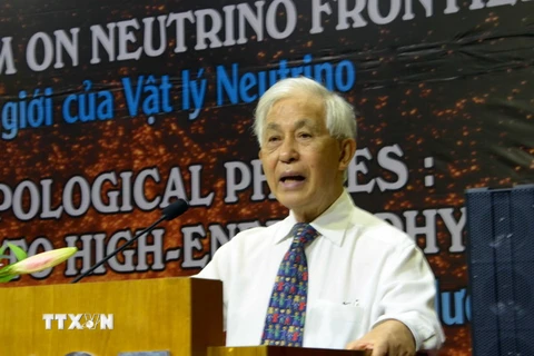 Giáo sư Trần Thanh Vân phát biểu khai mạc hội nghị. (Ảnh: Quốc Dũng/TTXVN)
