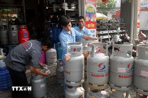 Một cửa hàng đại lý gas trên đường Trường Chinh, Thành phố Hồ Chí Minh. (Ảnh: Mạnh Linh/TTXVN)