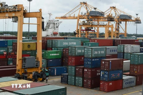 Cảng container Thế giới châu Á ở Myanmar. (Nguồn: AFP/TTXVN)
