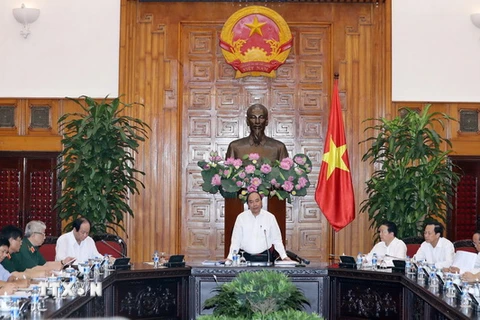 Thủ tướng Nguyễn Xuân Phúc phát biểu tại cuộc họp. (Ảnh: Thống Nhất/TTXVN)