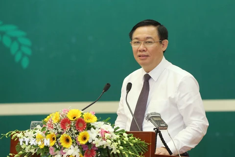 Phó Thủ tướng Vương Đình Huệ phát biểu chỉ đạo Hội nghị. (Ảnh: Doãn Tấn/TTXVN)