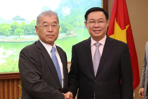 Phó Thủ tướng Vương Đình Huệ tiếp Phó Chủ tịch điều hành Tập đoàn Mitsubishi Hiroshi Sakuma.(Nguồn: baochinhphu.vn)