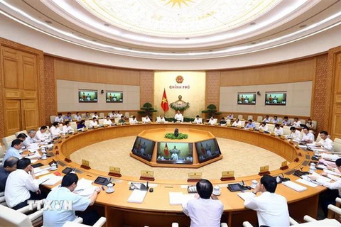 Thủ tướng Nguyễn Xuân Phúc phát biểu tại phiên họp Chính phủ thường kỳ tháng 8. (Ảnh: Thống Nhất/TTXVN)