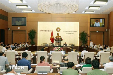 Phiên họp thứ 27 của Ủy ban Thường vụ Quốc hội khóa XIV. (Ảnh: Nguyễn Dân/TTXVN)
