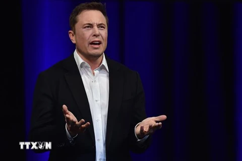 Tỷ phú Elon Musk phát biểu tại một sự kiện ở Adelaide, Australia. (Nguồn: AFP/TTXVN)