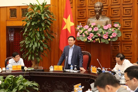 Phó Thủ tướng Vương Đình Huệ chủ trì cuộc họp. (Nguồn: baochinhphu.vn)