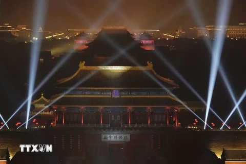Ánh sáng lung linh tại Tử Cấm Thành ở Bắc Kinh, Trung Quốc.