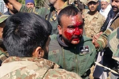 Phi công Ấn Độ bị Pakistan bắt giữ. (Nguồn: abc.net.au)