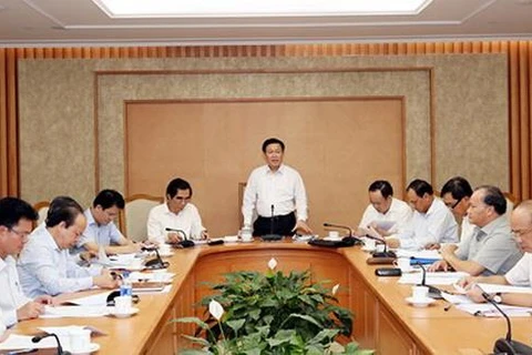 Phó Thủ tướng Vương Đình Huệ chủ trì một phiên họp của Tổ công tác của Chính phủ chỉ đạo đẩy nhanh tiến độ giải ngân vốn đầu tư công. (Nguồn: baochinhphu.vn)
