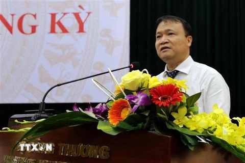 Thứ trưởng Bộ Công thương Đỗ Thắng Hải trả lời phỏng vấn báo chí tại buổi họp báo. (Ảnh: Trần Việt/TTXVN)