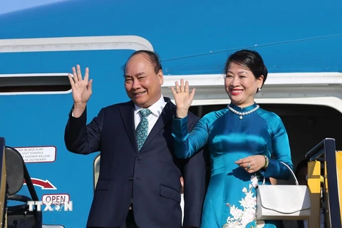 Thủ tướng Nguyễn Xuân Phúc và Phu nhân. (Ảnh: Thống Nhất/TTXVN)