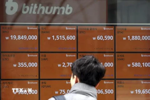 Bảng tỷ giá tại sàn giao dịch tiền ảo Bithumb ở thủ đô Seoul, Hàn Quốc. (Nguồn: EPA-EFE/TTXVN)