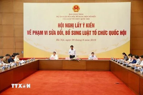 Tổng Thư ký, Chủ nhiệm Văn phòng Quốc hội Nguyễn Hạnh Phúc phát biểu khai mạc hội nghị. (Ảnh: Dương Giang/TTXVN)