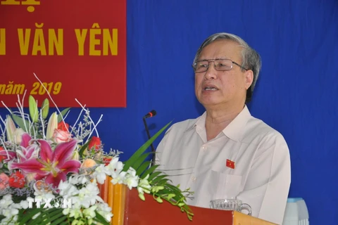 Thường trực Ban Bí thư Trần Quốc Vượng phát biểu tại buổi tiếp xúc với cử tri huyện Văn Yên. (Ảnh: Tuấn Anh/TTXVN)