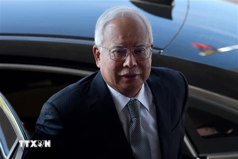 Cựu Thủ tướng Malaysia Najib Razak tới tòa án ở Kuala Lumpur ngày 15/4. (Nguồn: AFP/TTXVN)