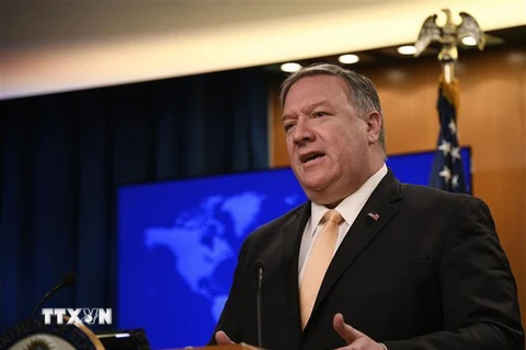 Ngoại trưởng Mỹ Mike Pompeo phát biểu tại một cuộc họp báo ở Washington, DC. (Ảnh: THX/TTXVN)