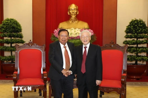Tổng Bí thư, Chủ tịch nước Nguyễn Phú Trọng tiếp Tổng Bí thư, Chủ tịch nước Lào Bounnhang Vorachith. (Ảnh: Trí Dũng/TTXVN)