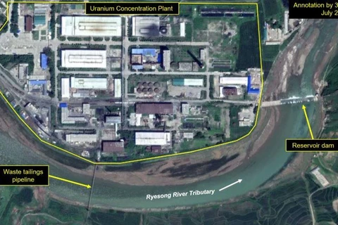 Hình ảnh vệ tinh cho thấy nhà máy urani tại Pyongsan, tỉnh Hwanghae, Tây Nam Triều Tiên có thể đang thải chất phóng xạ ra biển qua sông Ryesong. (Nguồn: 38north.org)