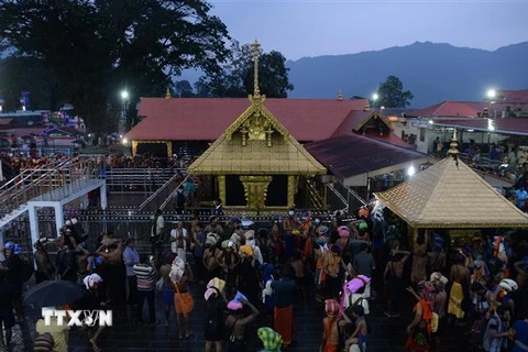 Ngôi đền linh thiêng nhất của người Hindu ở Sabarimala, bang Kerala, Ấn Độ. (Ảnh: AFP/TTXVN)