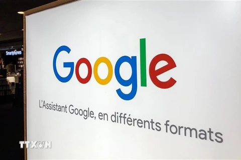 Biểu tượng Google tại một cửa hàng ở Lille, Pháp. (Ảnh: AFP/TTXVN)