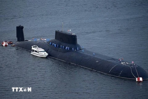Tàu ngầm chạy bằng năng lượng hạt nhân Dmitry Donskoi của Nga. (Ảnh: TASS/TTXVN)