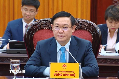 Phó Thủ tướng Vương Đình Huệ phát biểu tại buổi Hội đàm. (Ảnh: Dương Giang/TTXVN)