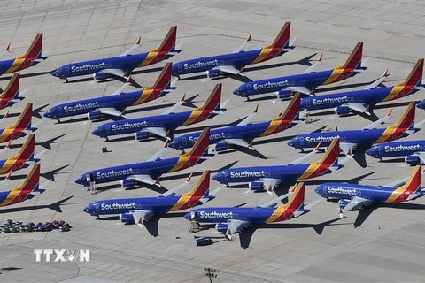 Máy bay Boeing 737 MAX của Hãng hàng không Southwest Airlines đỗ tại sân bay ở Victorville, California, Mỹ. (Ảnh: AFP/TTXVN)