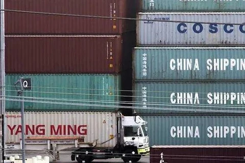 Các container hàng nhập khẩu từ Trung Quốc tại cảng Los Angeles, Mỹ. (Nguồn: AFP)