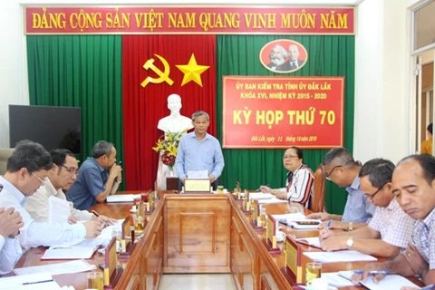 Chủ nhiệm Ủy ban Kiểm tra Tỉnh ủy Phan Xuân Lĩnh phát biểu tại cuộc họp. (Nguồn: daklak.gov.vn)