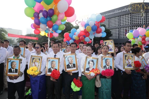 Người dân Campuchia trong ngày Quốc Khánh. (Nguồn: Facebook Thủ tướng Hun Sen)